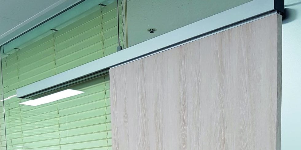 Motores lineales para puertas automáticas Motores lineales para puertas automáticas